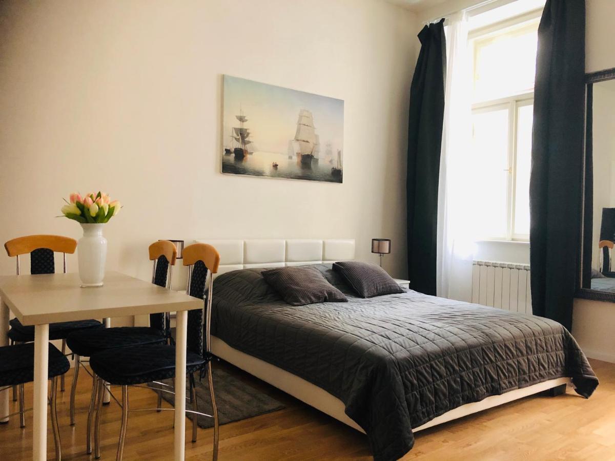 Modern Cozy Apartment In Central 布拉格 外观 照片