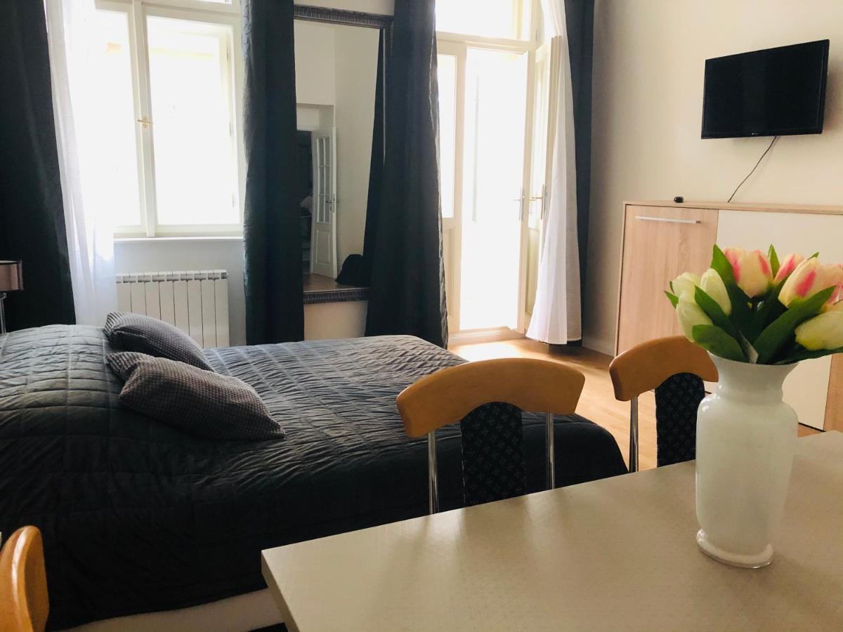 Modern Cozy Apartment In Central 布拉格 外观 照片